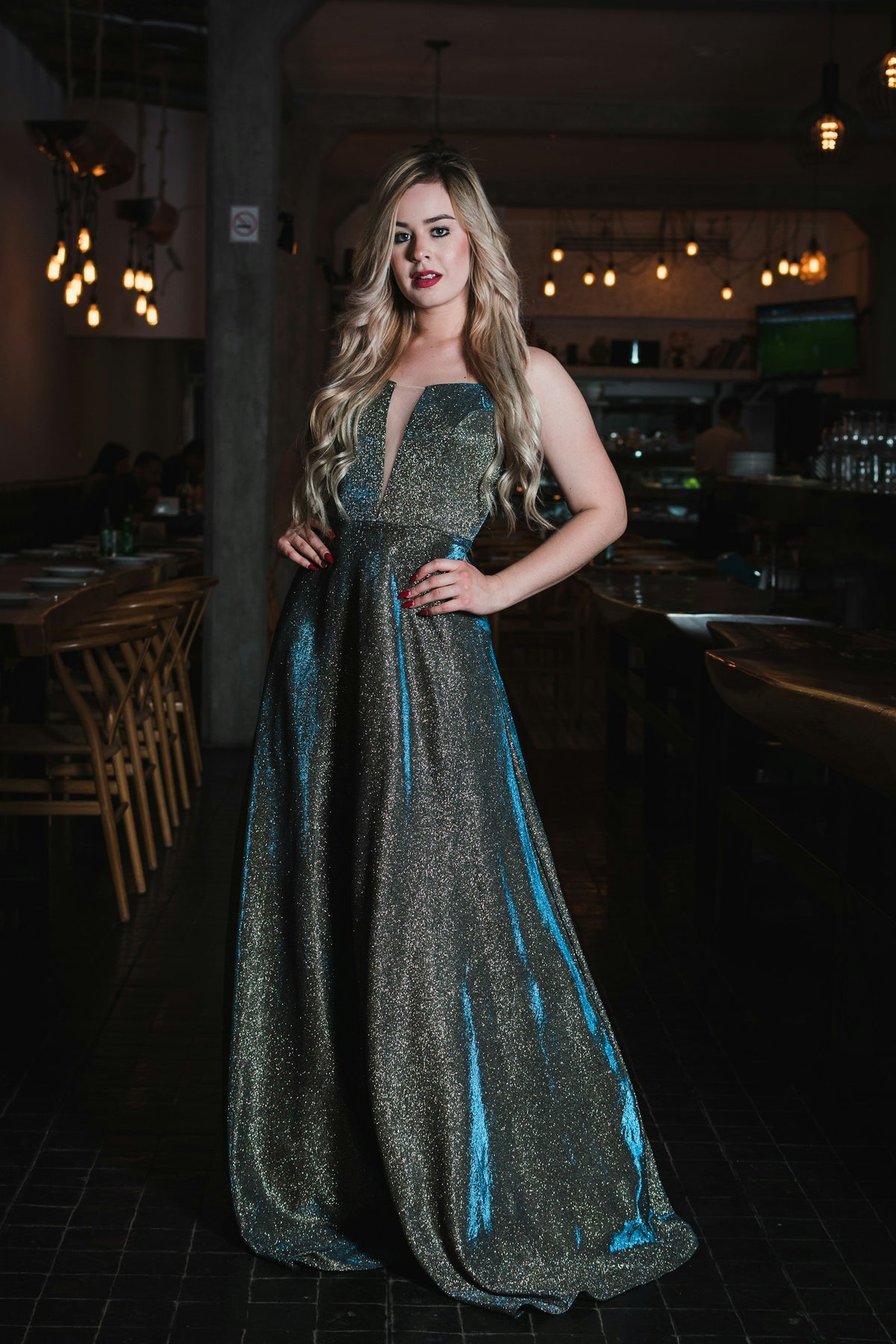 Robe Saphir – Shimmering blue